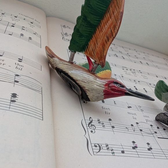 Colorful Bird Clip Decorations - Picture 5 of 11